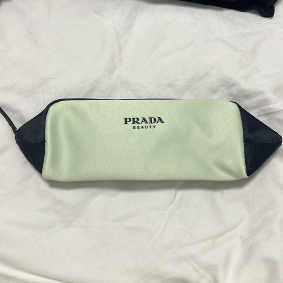 NWT Prada Beauty Mint cosmetic bag - Picture 1 of 4